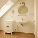 Hotel Nanis & 4*