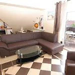 Nanis & 4* Steinhude