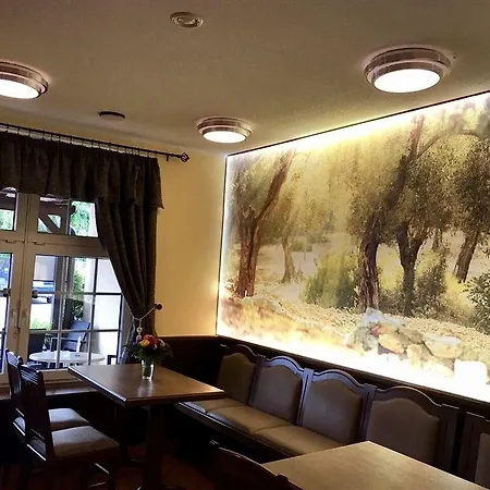 Nanis & 酒店 施坦胡德