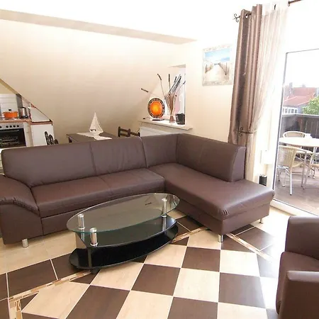 Nanis & 4* 施坦胡德