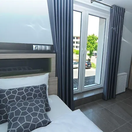 Nanis & Hotel Steinhude